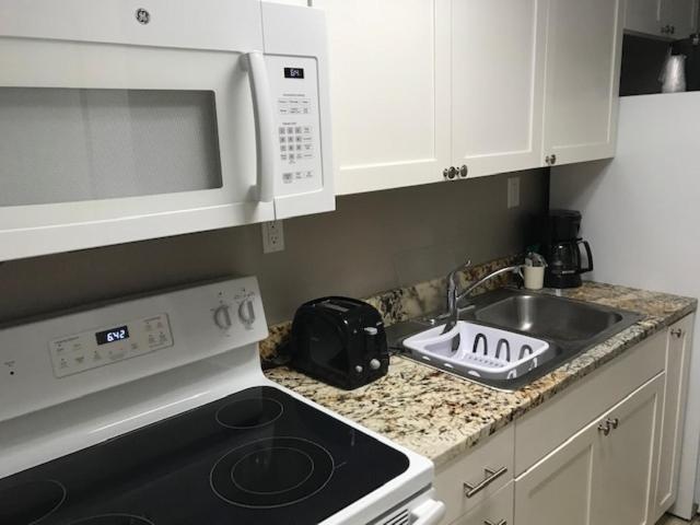 Direct Oceanfront, Separate Bedroom Condo, 9Th Floor, Unbelievable Views! 默特尔比奇 外观 照片